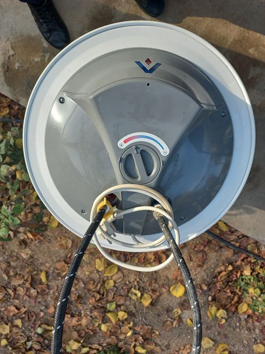 аристон vitra 80L