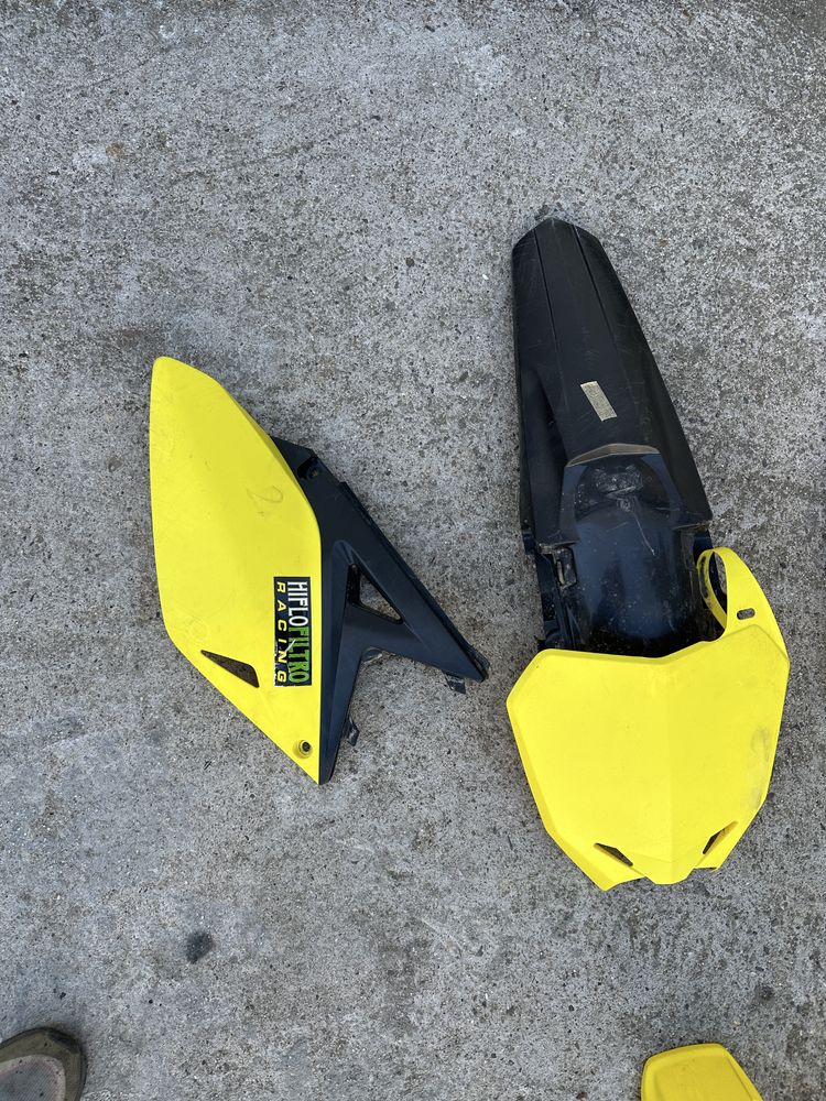 Пластмаси за suzuki rmz250 2016г