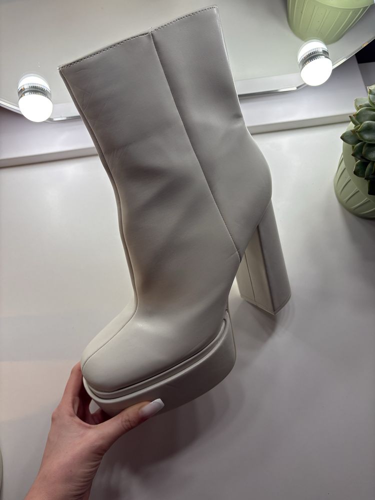 Botine/cizme Zara