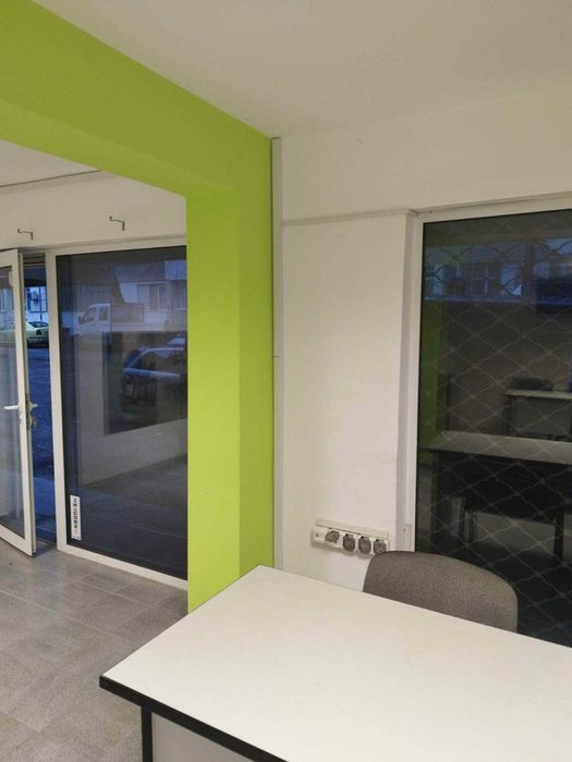 Дава се под наем Офис в Бургас, Лазур - 40 кв.м за 180 € - Снимка #1