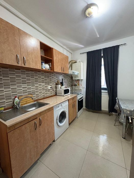 Apartament 2 camere sector 4