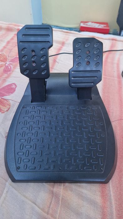 Волан Thrustmaster T80 Ferarri