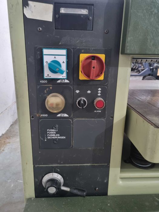 Masina de rindeluit SCM 520