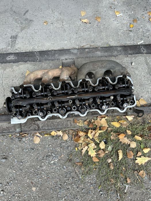 Головка блока цилиндром на мерседес м103