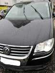 Лек автомобил VW Touran