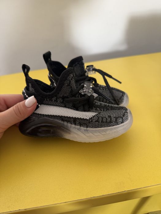 Сатылады киілмеген новый размері болмай қалды сол себебті сатудамын