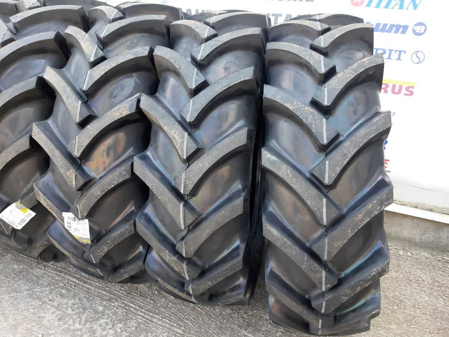 13.6-24 cauciucuri noi pentru tractor fata cu 8 pliuri