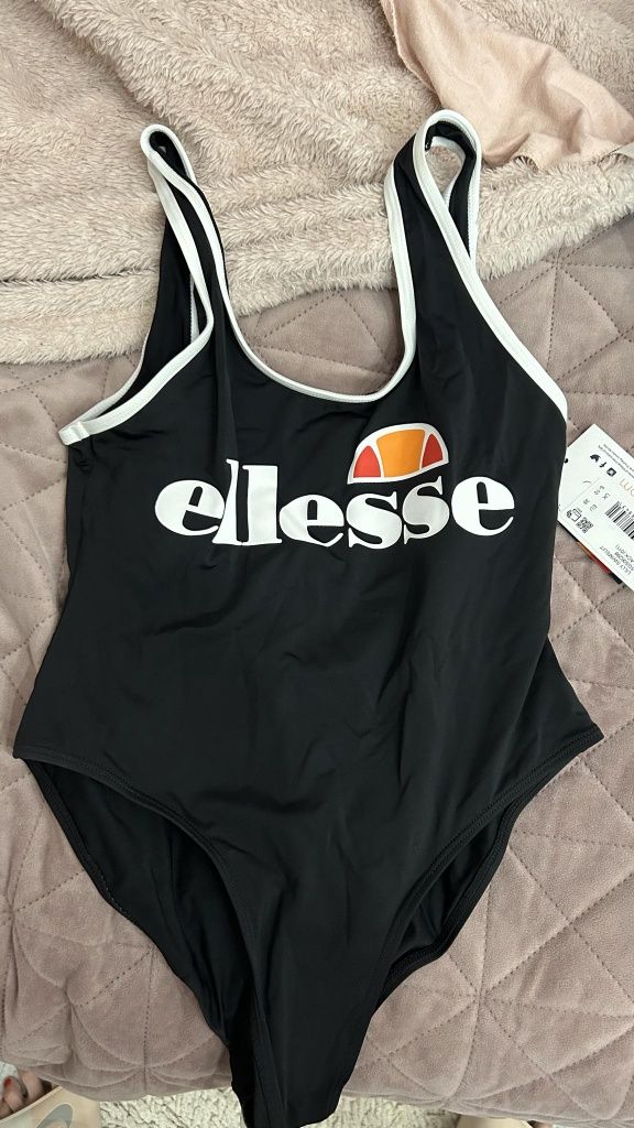 Бански Ellesse нов