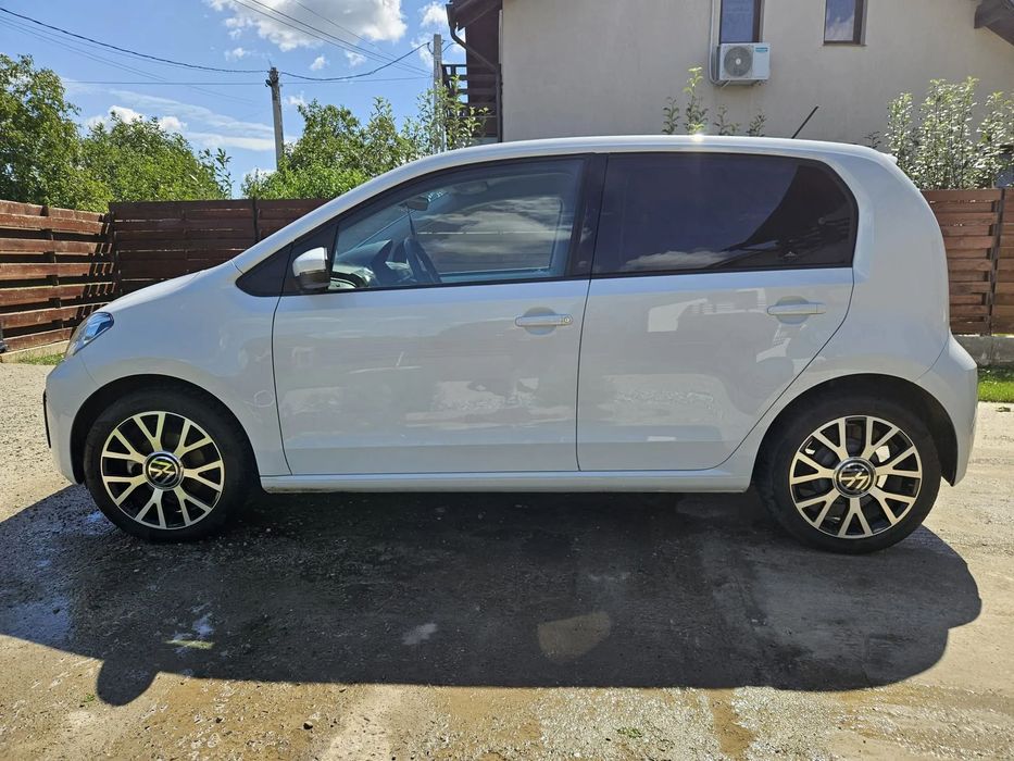 Volkswagen up! Volkswagen up!  e-up! 25000km /2xJante 16'' Pret 12500Euro