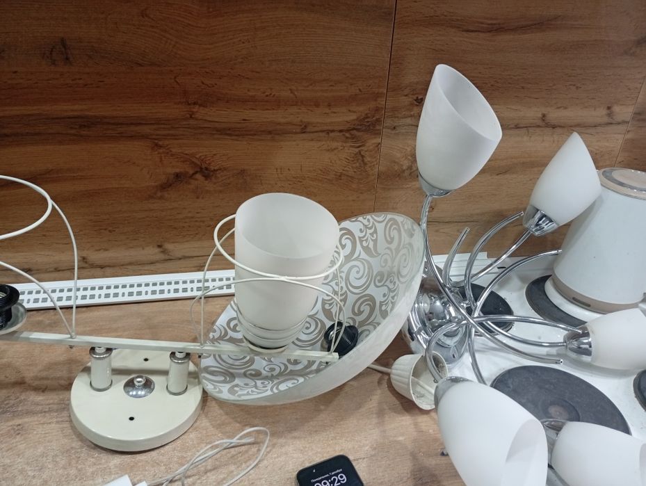 Отдам 3 люстру бесплатно