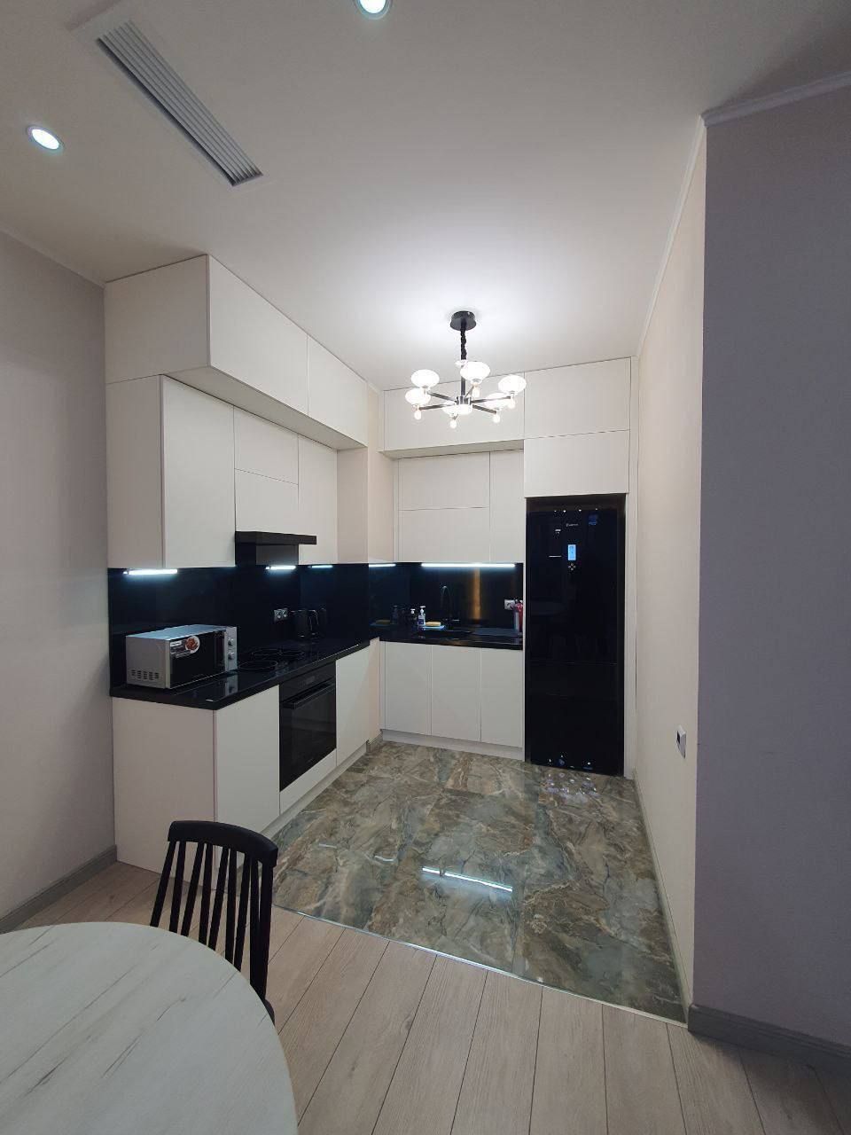 2х комнатная квартира в ЖК Mirabad Avenue, ориентир гостиница Россия