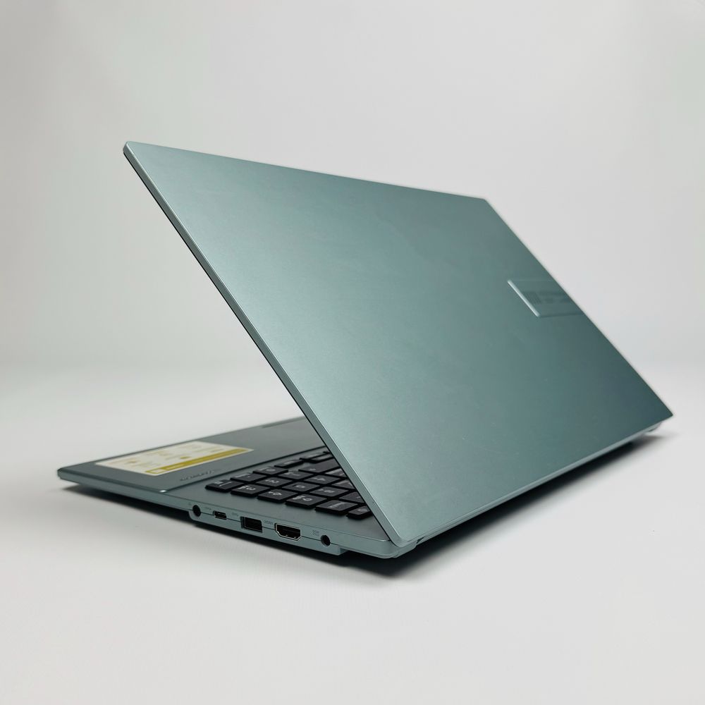 Asus VivoBook 15/Ryzen 5 7520/8GB LPDDR5 5500MHz/512GB NVMe