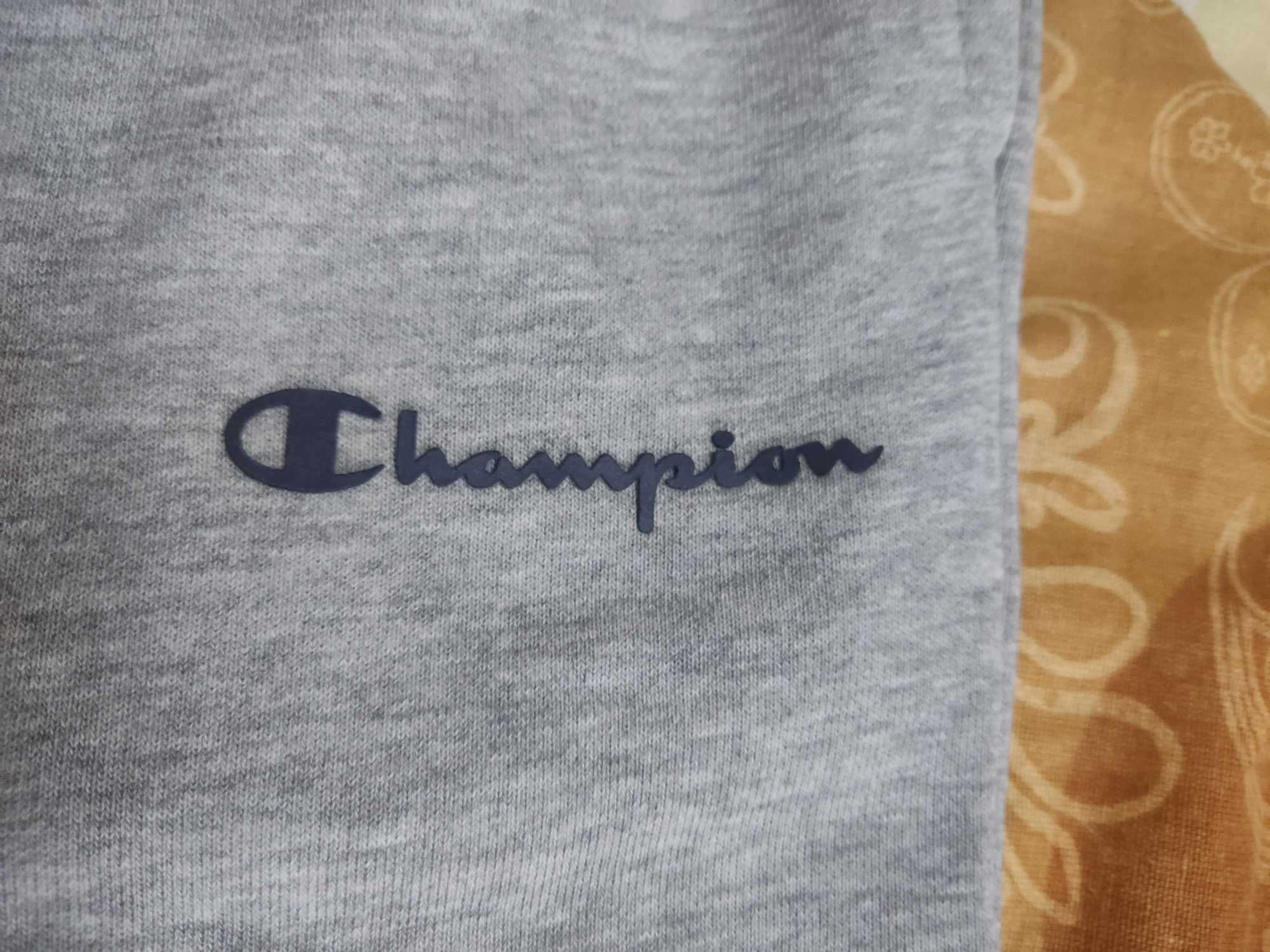 Vand pantaloni Champion, originali, size M