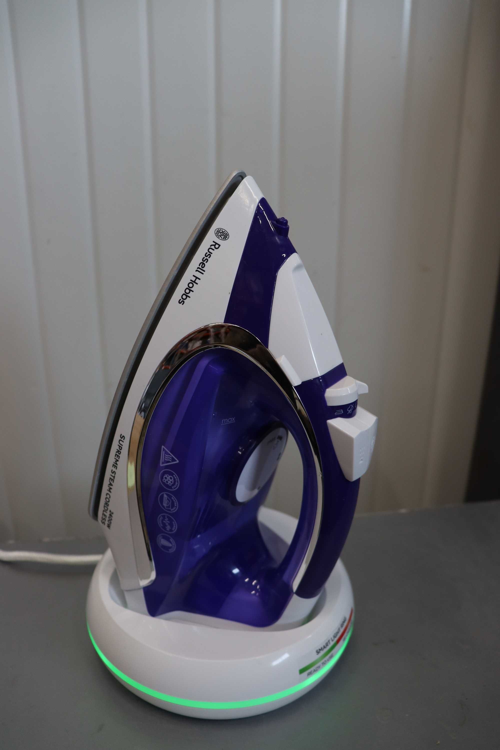 Безкабелна Парна ютия Russell Hobbs 23300-56 Supreme steam-23300-56