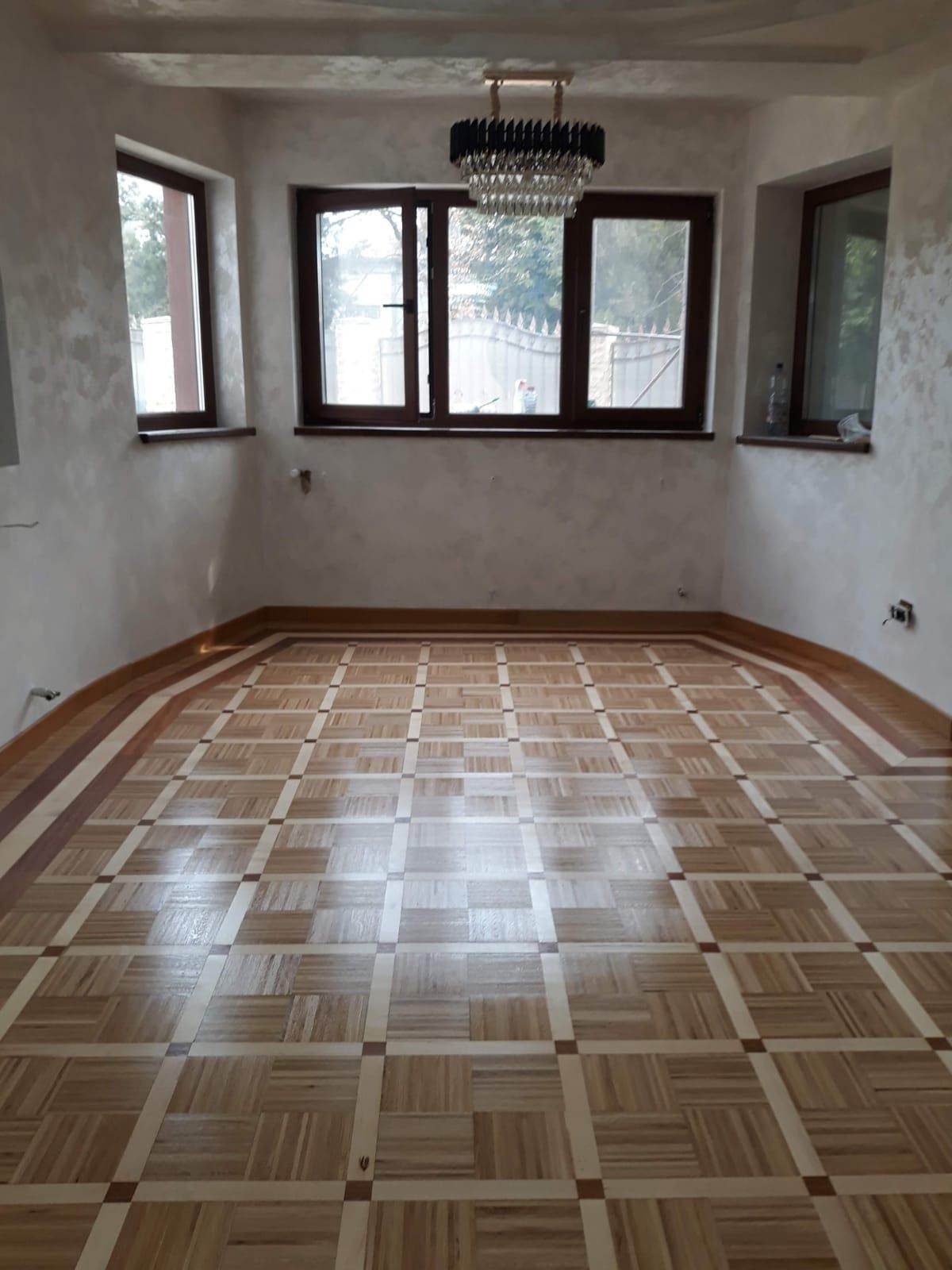 Parchetari Galati Brăila Focșani Tulcea