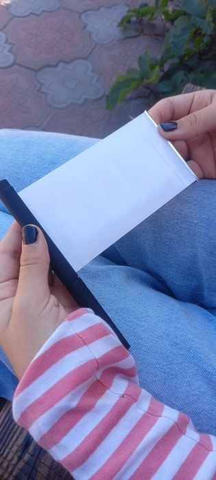 Pix cu foaie ascunsa retractabila, memo