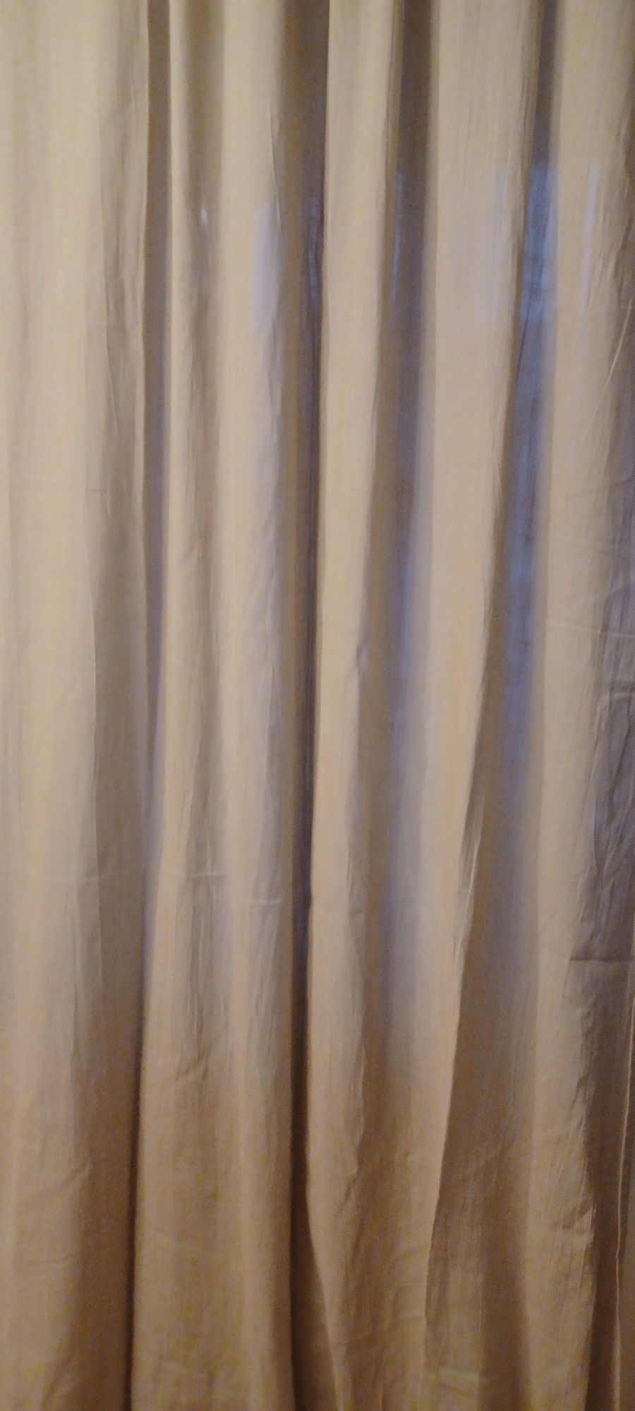 Draperii bej      .