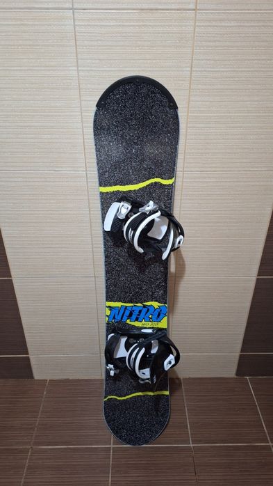 Placa snowboard 140cm Nitro Ripper-boots burton