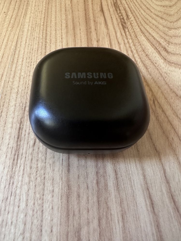 Samsung bluetooth слушалки (тапички)