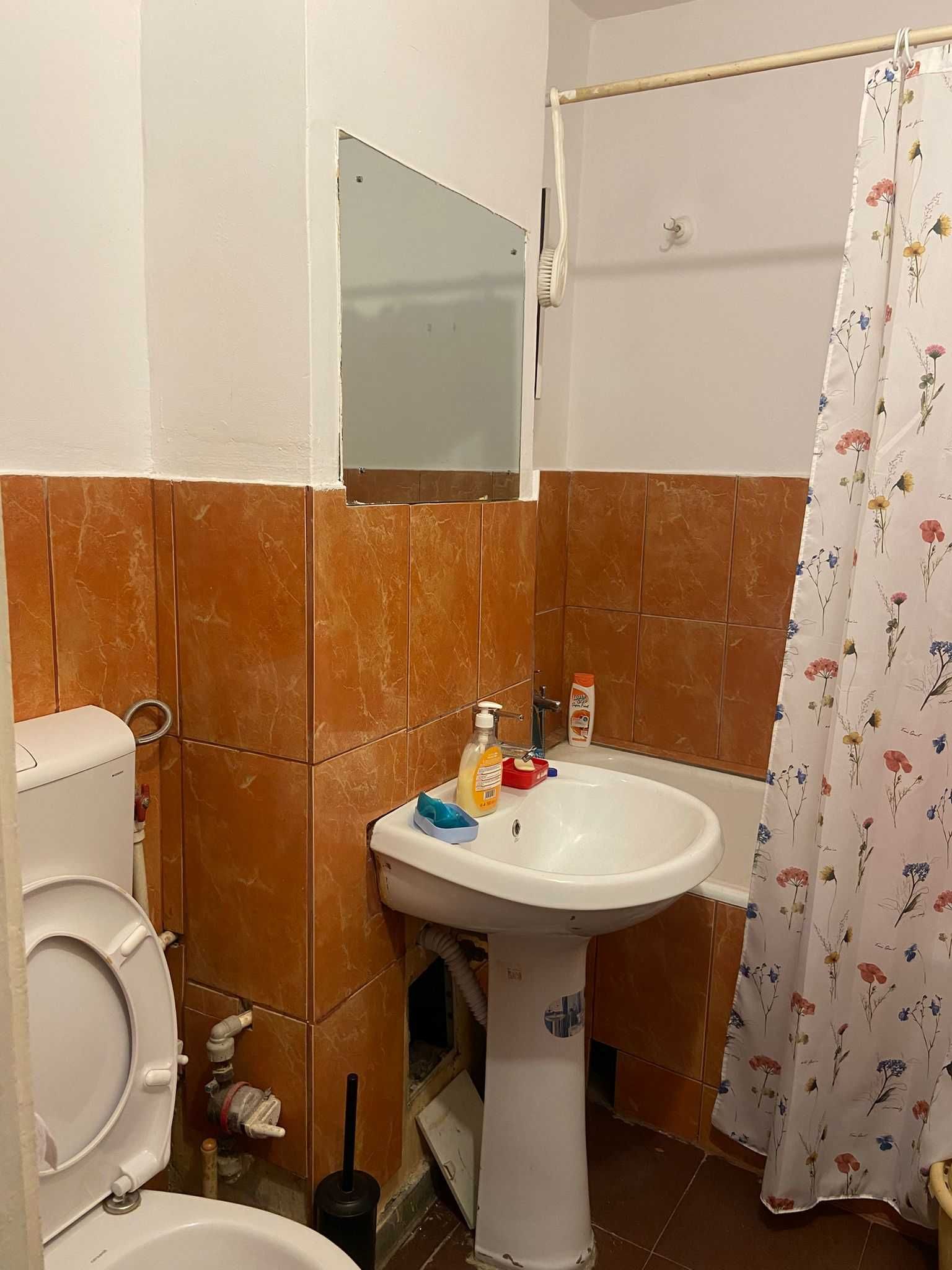 Vand apartament 3 camere, direct proprietar