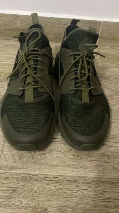Adidasi Nike Air Huarache