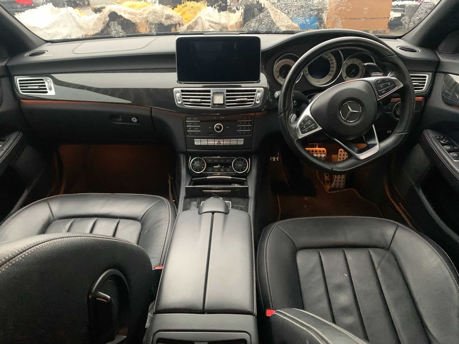 Dezmembrez mercedes cls 250 D 2.2 euro 6/cls w218 pachet AMG/bara fata