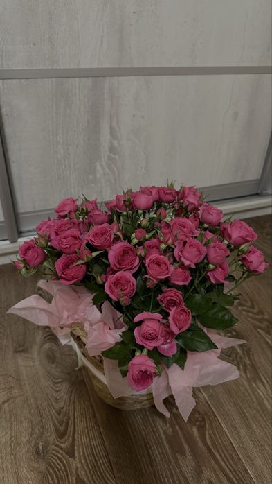 букетик из кустовых роз