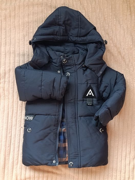 Зимняя куртка на 2-3 года(92см) в идеальном состоянии