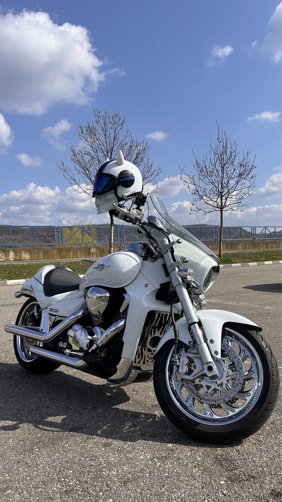 Suzuki Intruder / Boulevard VZR 1800 1M09R full accesorizat Recent