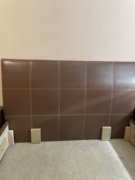 Кожена спалня без матрак