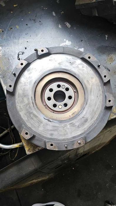 Volanta Mitsubitshi Pajero V60