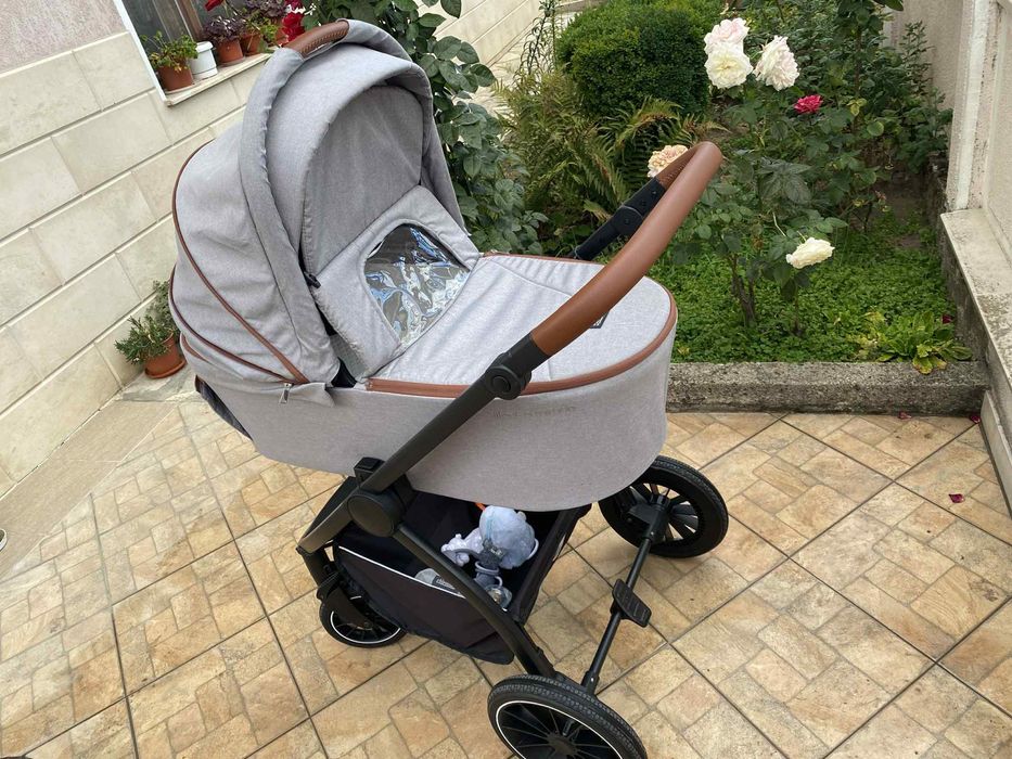 Бебешка количка на Chipolino