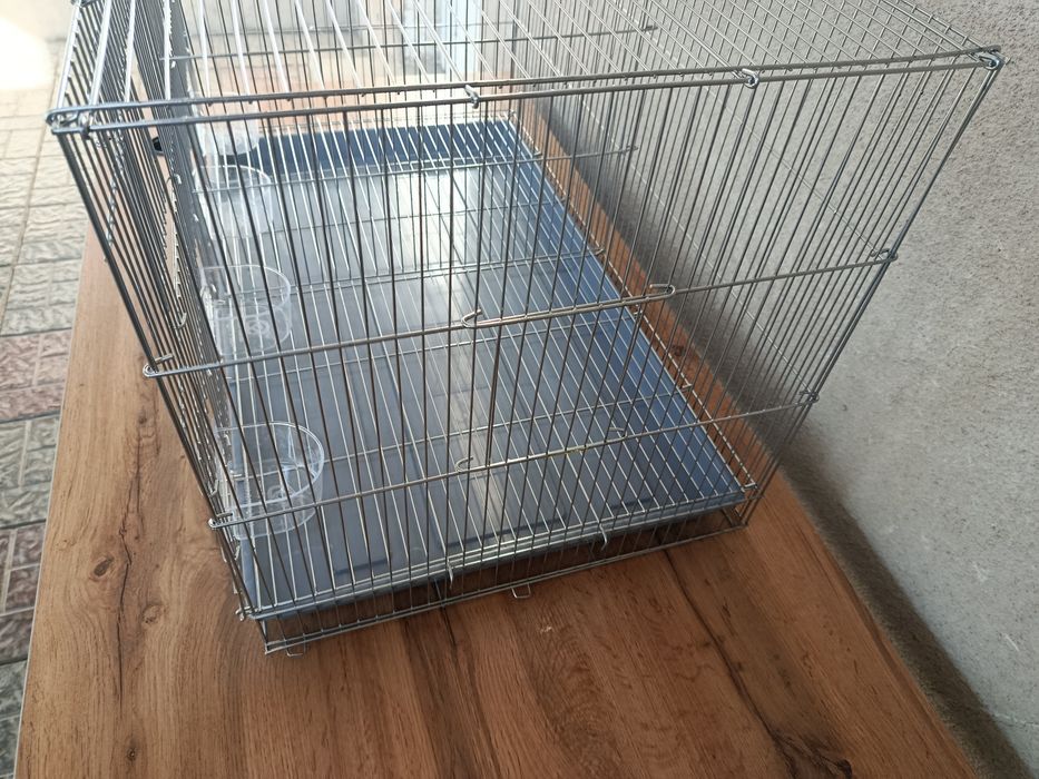 Большая клетка для птиц