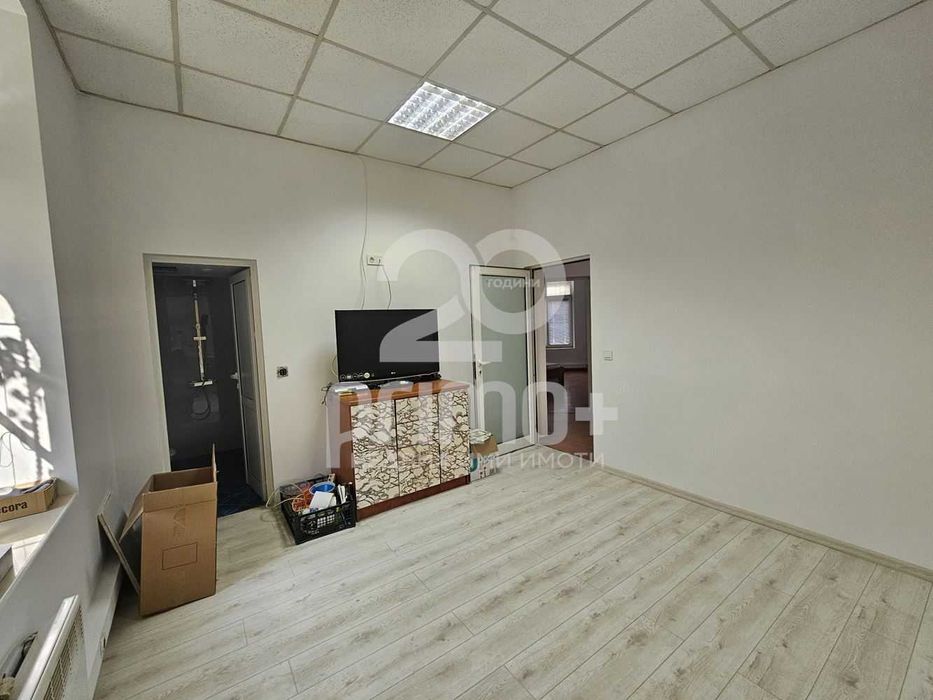 Продава се Етаж от къща в Велико Търново, Център - 100 кв.м за 2000 €/кв.м - Снимка #7