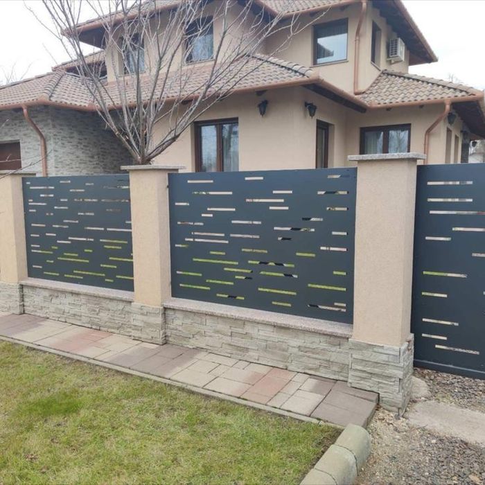 Porți din tabla decupată