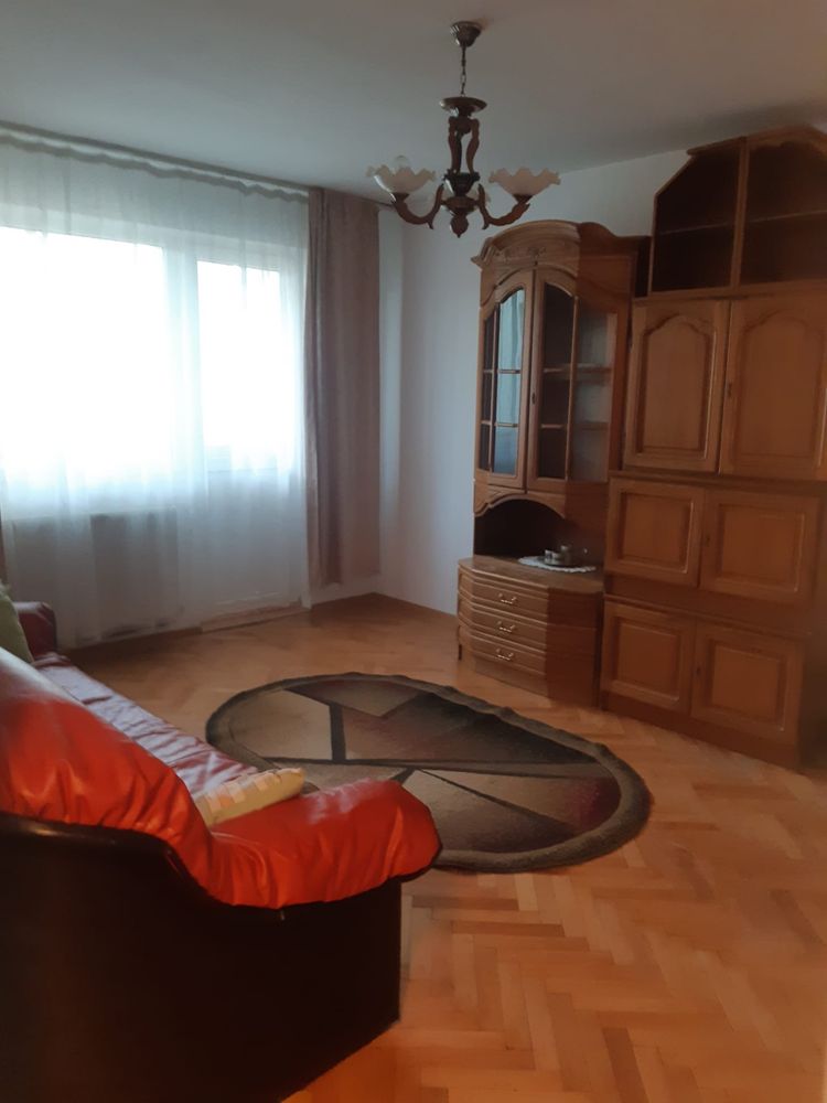 Apartament 2 camere decomandat,etaj 3 Radu Negru