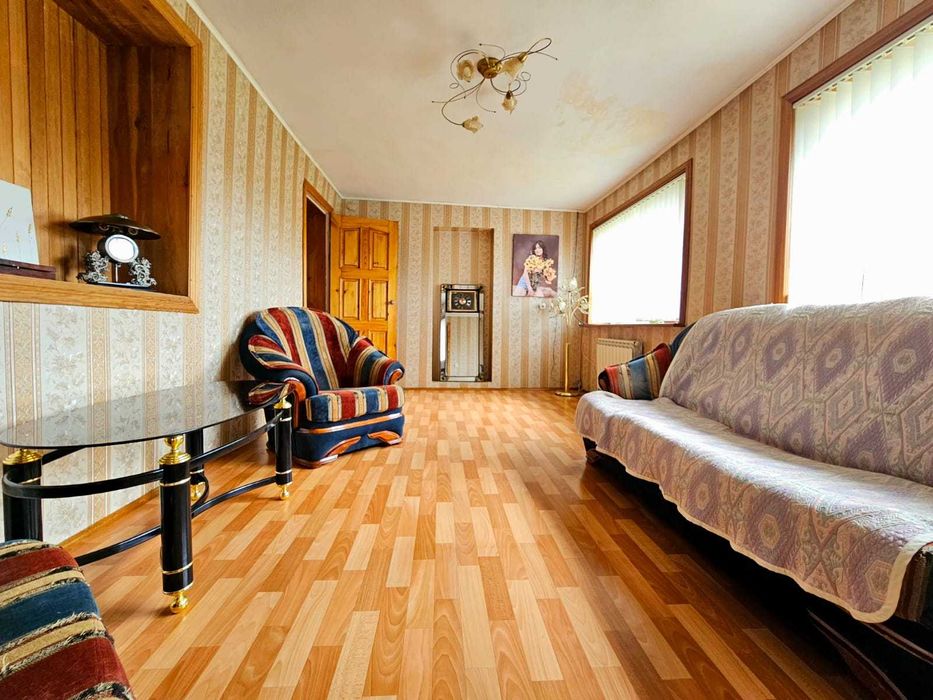 продается дом Тепличная