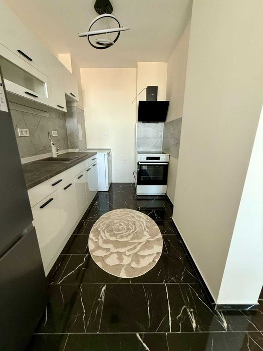 Дава се под наем Тристаен апартамент в Пловдив, Съдийски - 118 кв.м за 612 € - Снимка #4