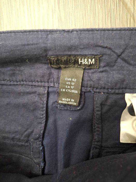 Fusta H&M mărimea 42.