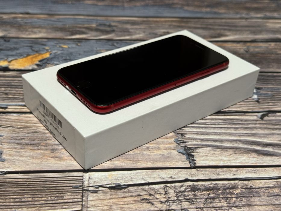 iPhone SE 3rd generation Red - NOU, 128GB, Baterie 100%