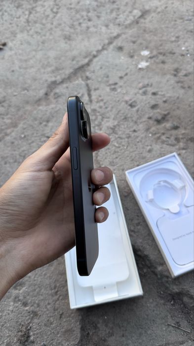 Айфон 15 в идеальном состоянии