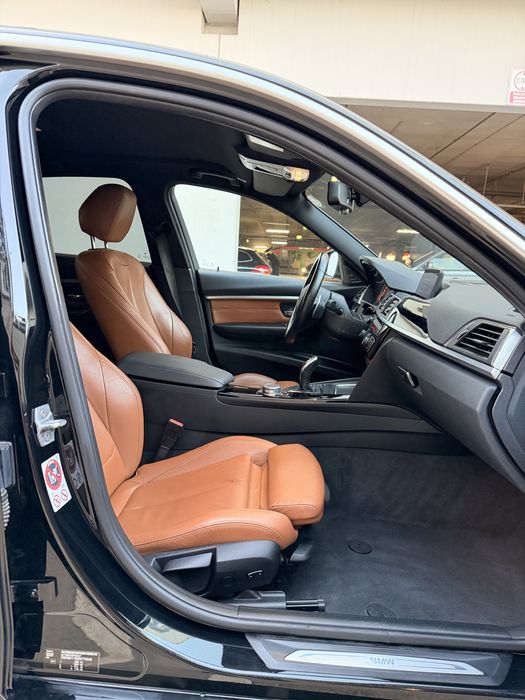 BMW 320d 190cp Sport-line/Harman Kardon/Led/Navi mare