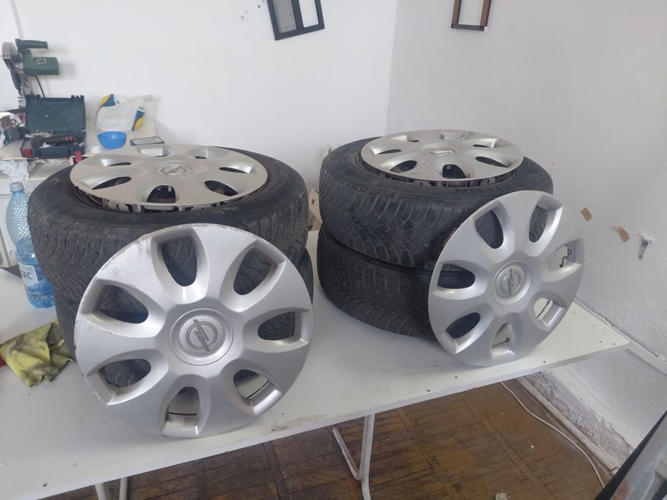 Jante 4x100 R15, cu anvelope Sailun de iarna 185 65 15