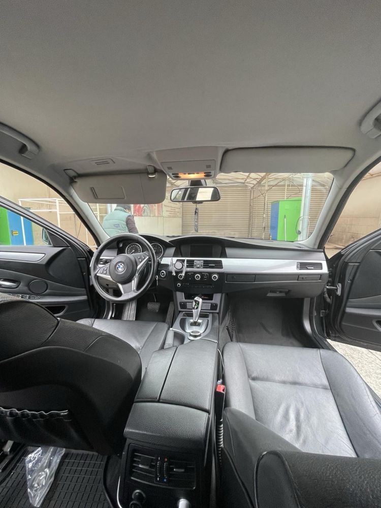 Bmw 525xi 2008г