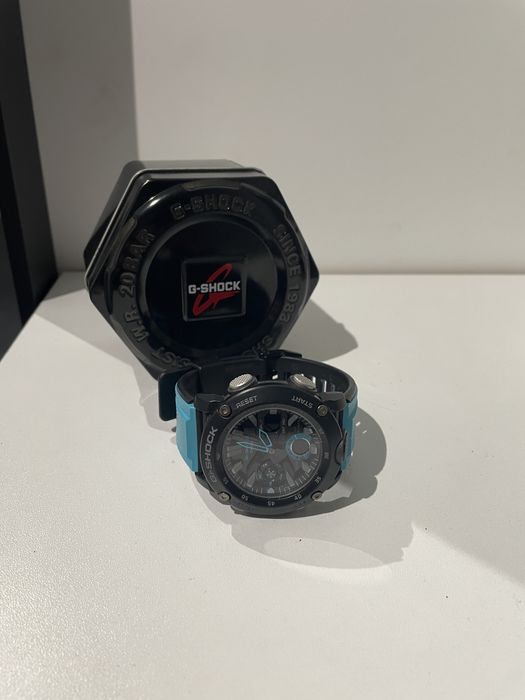 Ceas rotund G-Shock, Albastru