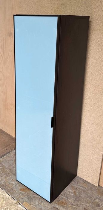 2 buc Dulap suspendat cu rafturi; Mic dulap Soldat cu etajere