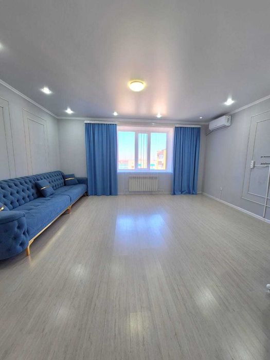 Продаётся 2 комн. квартира, микрорайон Кунаева.