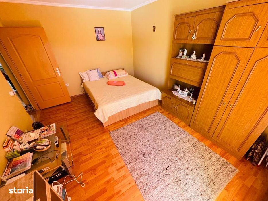 Apartament 4 camere, balcon, 76 mp utili, zona linistita