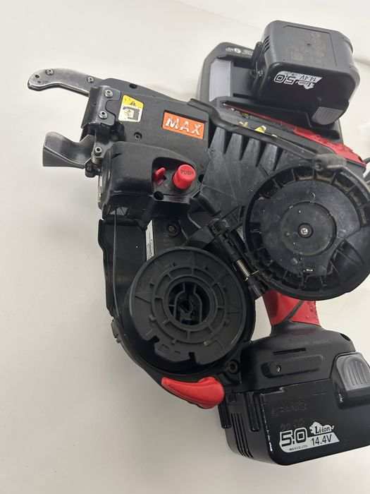 Max RB 441T masina de legat fier