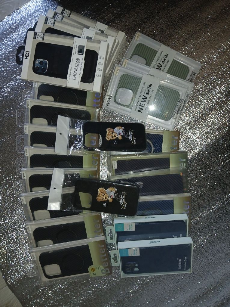 IPhone chexol yengi carbon